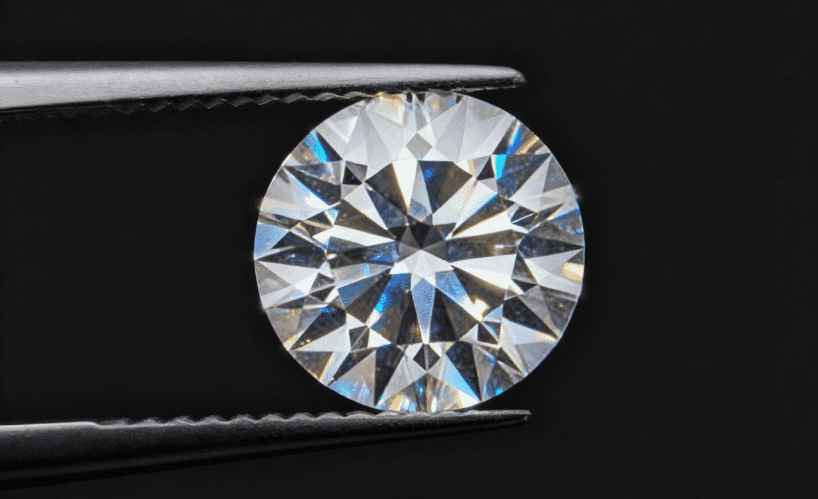 Moissanite K Plug