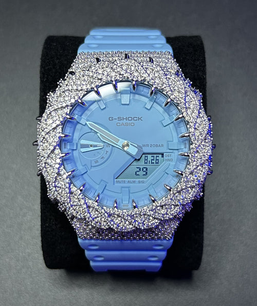G-SHOCK Polar Blue custom avec lunette Épines Argentées sertie de moissanite VVS